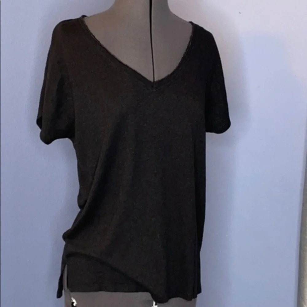 Abound top Black sweater size small